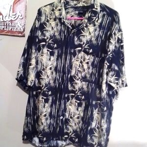 Manhattan Men's Casual Leaf Print Button Up